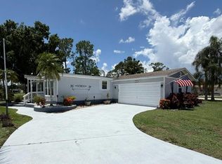 785 Via Del Sol #785, North Fort Myers, FL 33903