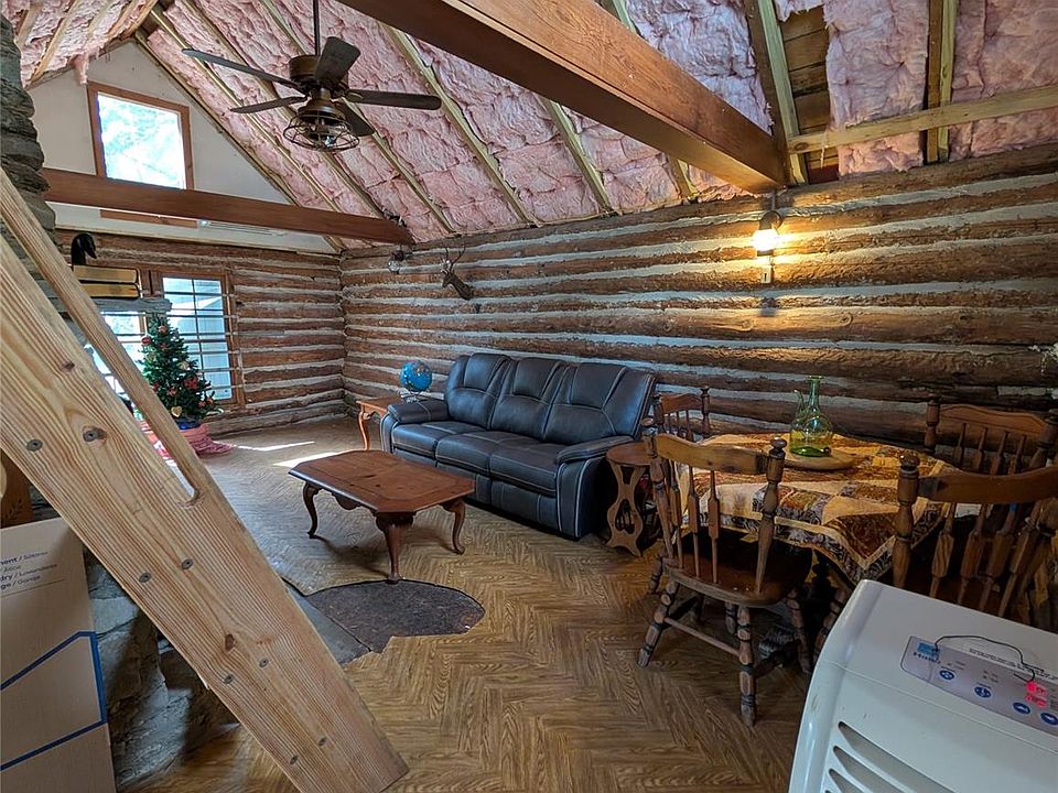 7th image of 6712 Globe Rd