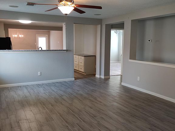 4th image of 7702 Balsam Crossing Ln