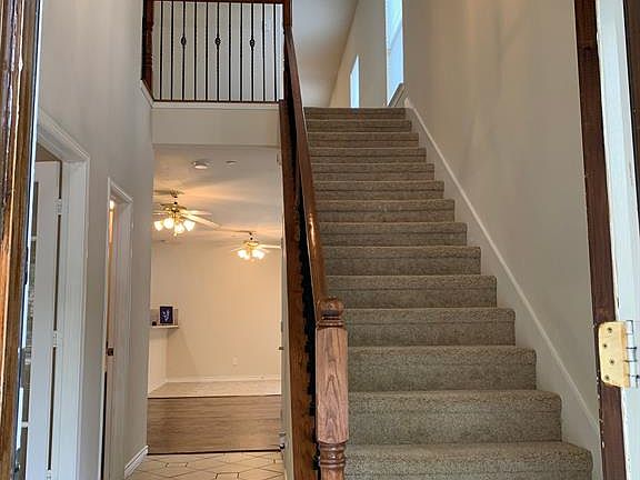 4th image of 6736 Pistoia Dr