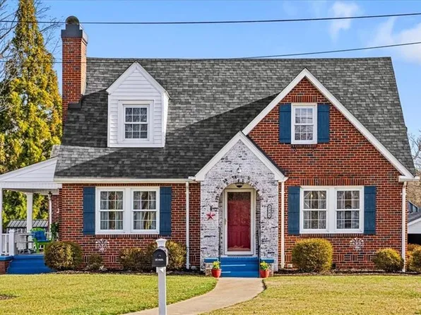 1301 Richardson Dr, Reidsville, NC 27320