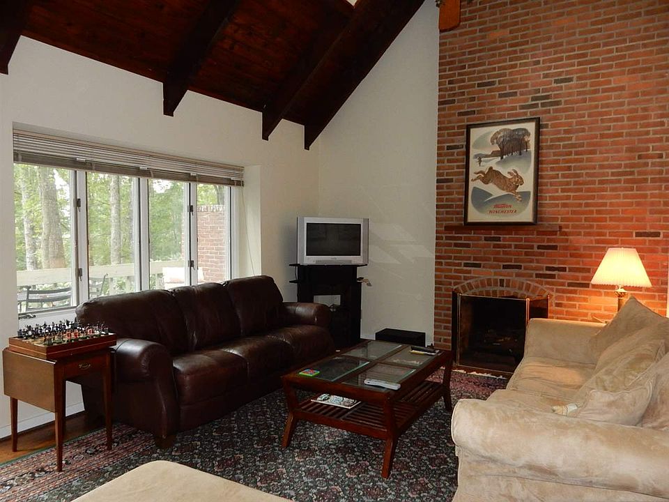 1st image of 37 Deepwood Ln