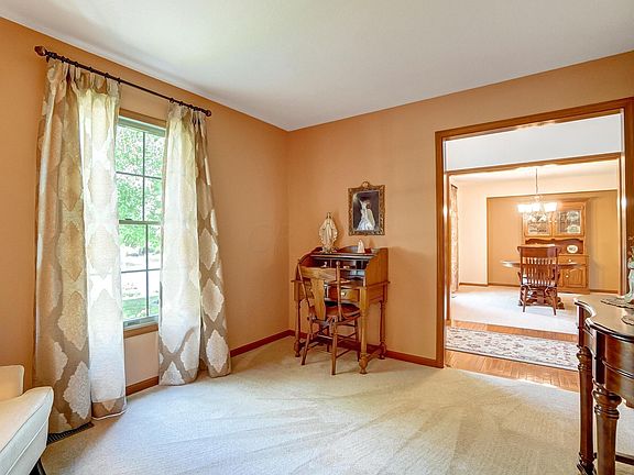 5th image of 2375 Steward Ct