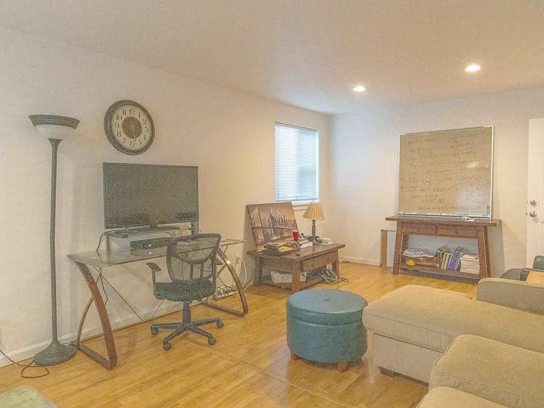 616 NE 53rd St #204 — Photo 18