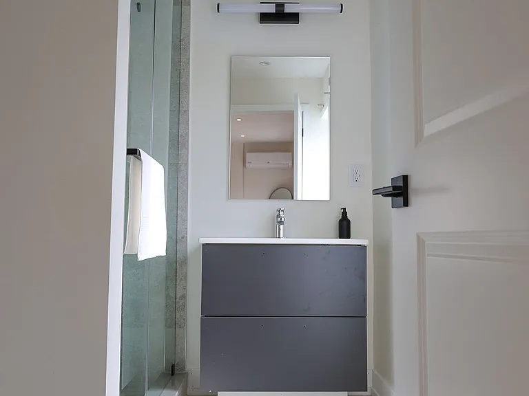 12 Batavia Ave #3 — Photo 9