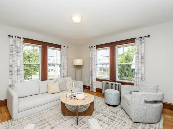 231 Lowell St #2, Waltham, MA 02453