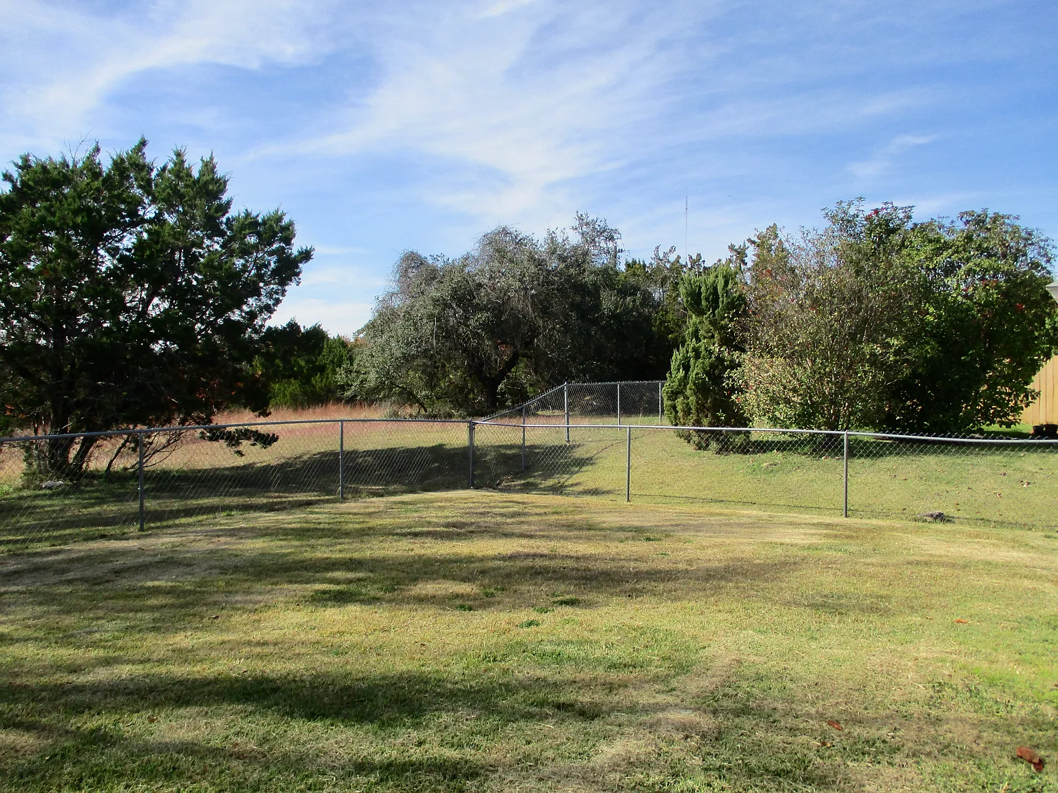 165 Armadillo Ln — Photo 2