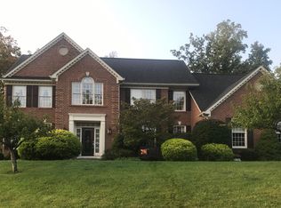 8243 Castle Pines Ln, Cincinnati, OH 45244