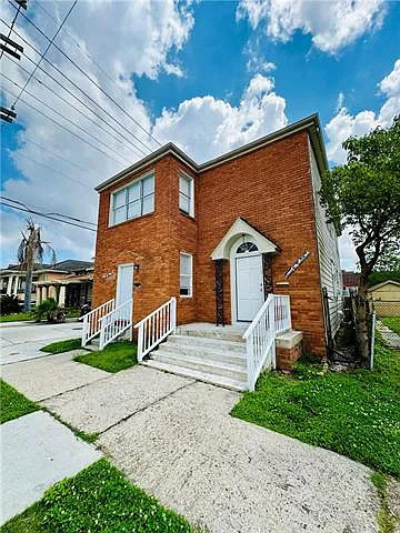 Building Photo - 2639 Robert St