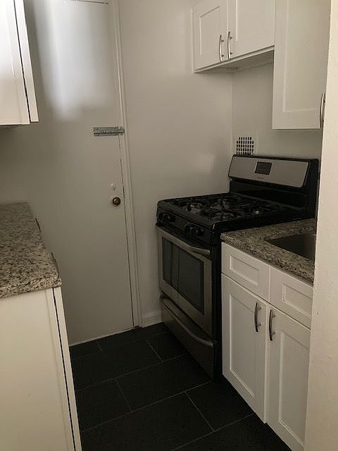 2nd image of 120 96th St APT 6F