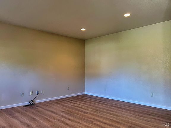2nd image of 47 N Court Road