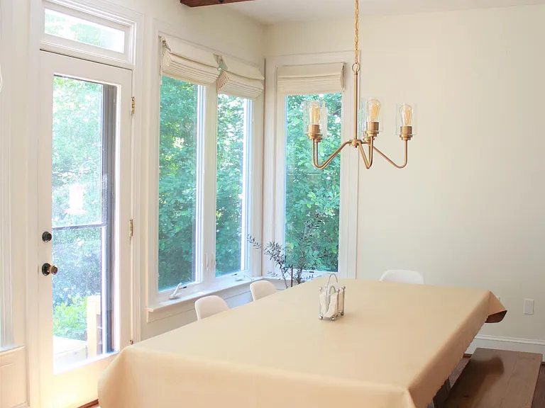 Breakfast Nook
