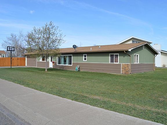 3rd image of 305 44th St N