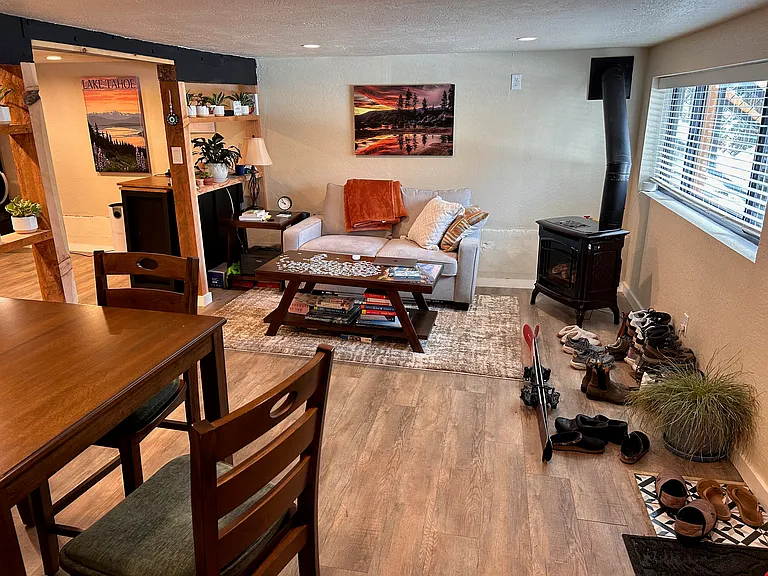 1580 Washoe Way #B — Photo 37