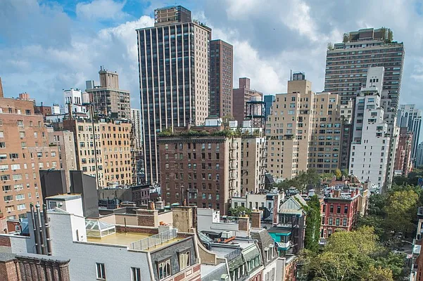 Rented by Alexander Anderson Real Estate Group | media 31