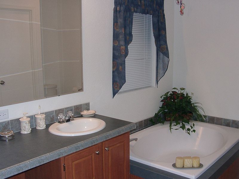 2nd image of 2517 Crossbow Dr