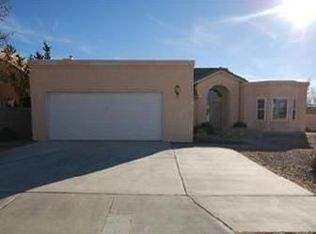 8428 Greenarbor Rd NE, Albuquerque, NM 87122