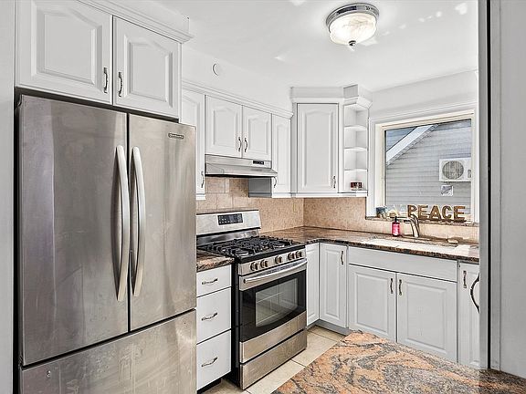 4th image of 159-19 101st St #2