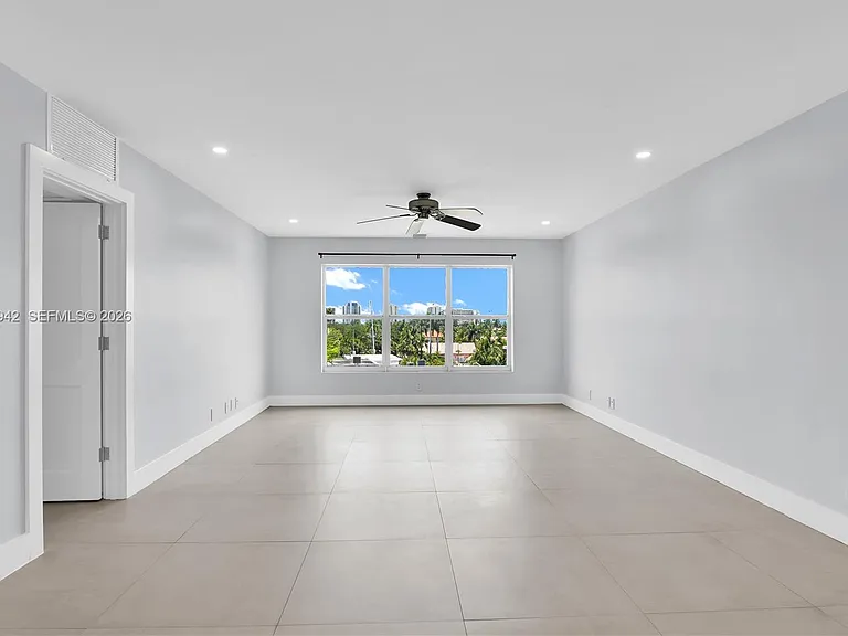 1770 E Las Olas Blvd #505 — Photo 4