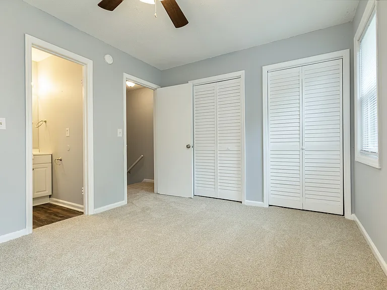 Alternative Bedroom 2.2