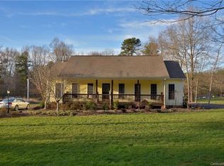 8335 Hambright Rd, Huntersville, NC 28078