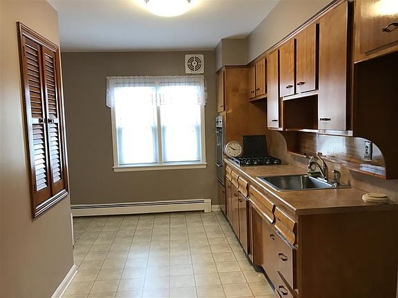 2nd image of 6655 79th St #2