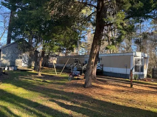 7137 Horseshoe Dr, Chincoteague Island, VA 23336