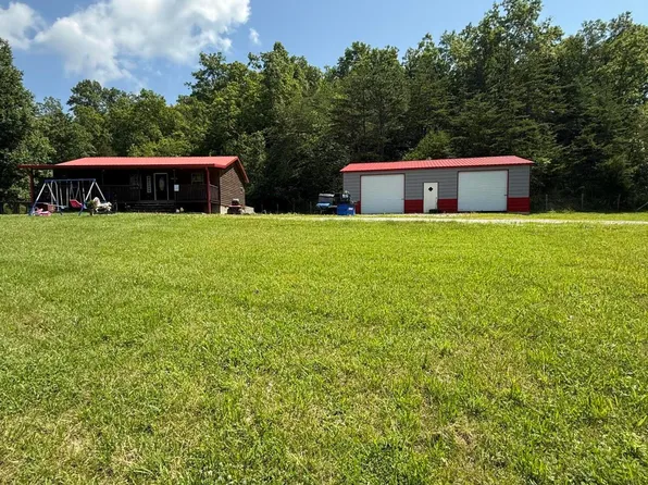 177 Asher Cemetery Rd, Woollum, KY 40906