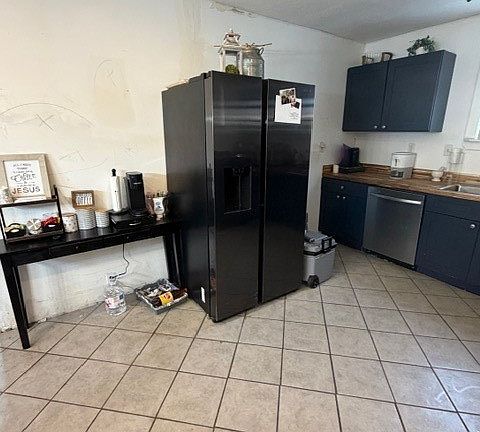 4th image of 1148 Riverside Ave