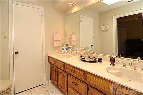 2nd image of 925 Brownfield Dr