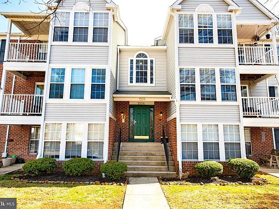 2nd image of 1004L Jessicas Ct #9