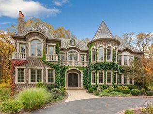 3059 Deerfield Rd, Riverwoods, IL 60015