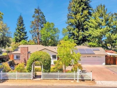 667 Cuesta Dr, Los Altos, CA, 94024