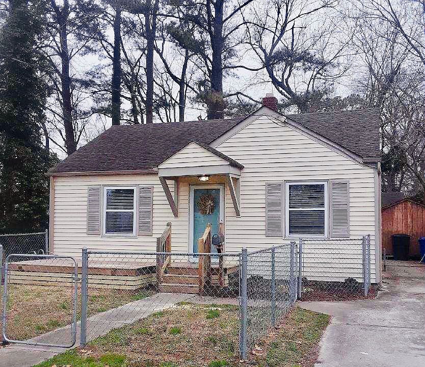 1st image of 128 Shea St