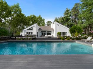 6 Bull Path, East Hampton, NY 11937