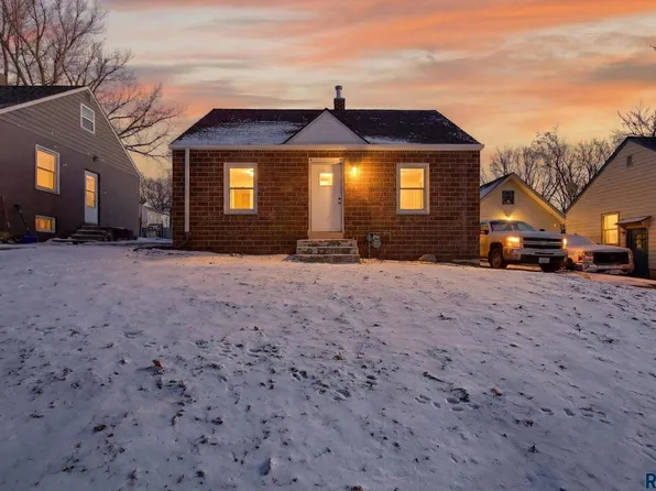 536 S Glendale Ave, Sioux Falls, SD 57104