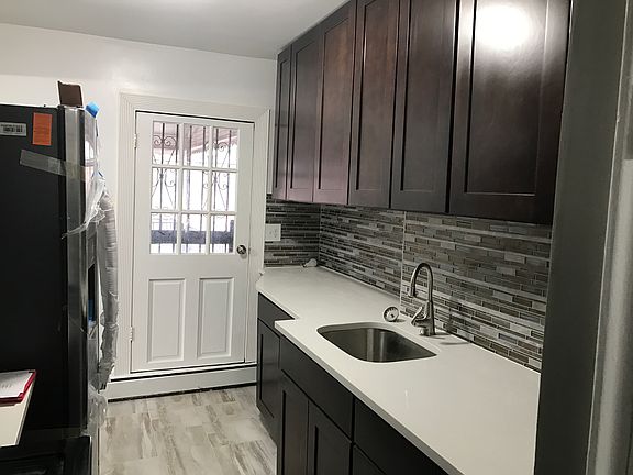 2nd image of 3929 Wilder Ave
