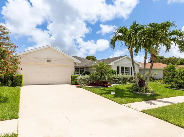 10821 Greentrail Drive, Boynton Beach, FL 33436