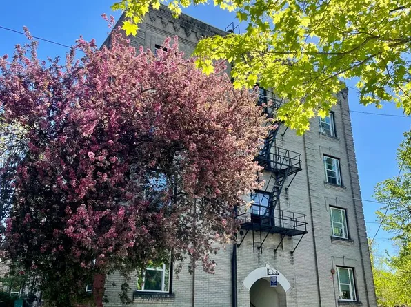 Baker Apartments