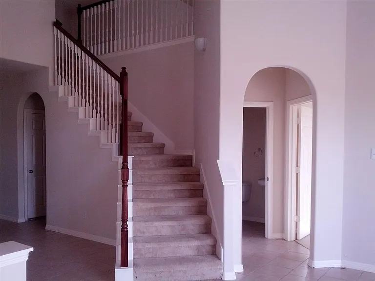 12807 Southern Valley Dr — Photo 6