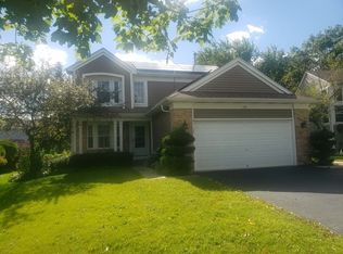 594 Arbor Ln, South Elgin, IL 60177