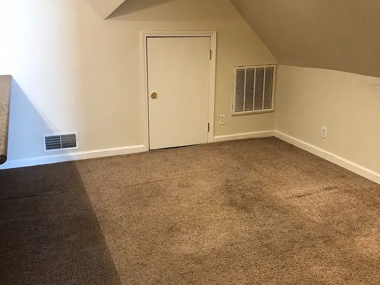 2930 Roellen Rd — Photo 14