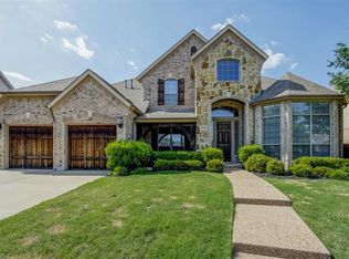 2640 Waters Edge Dr, Grand Prairie, TX 75054