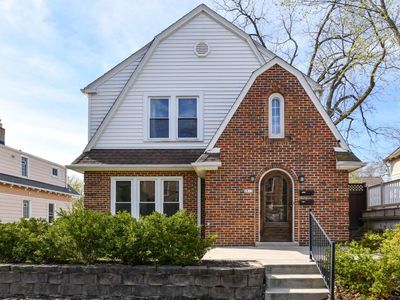 6811 Aetna COURT, Wauwatosa, WI, 53213