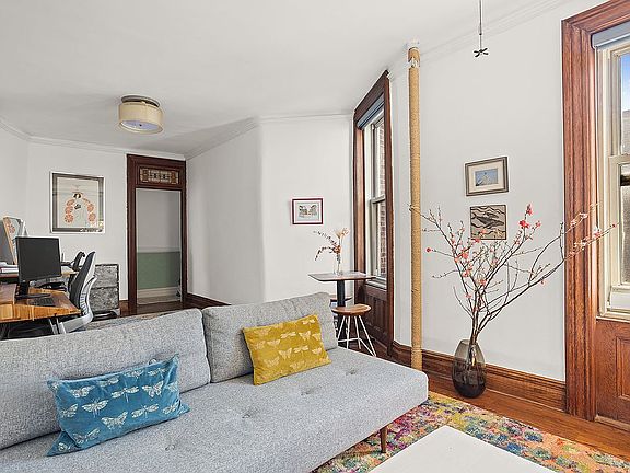 2nd image of 25 Charles St APT 6E