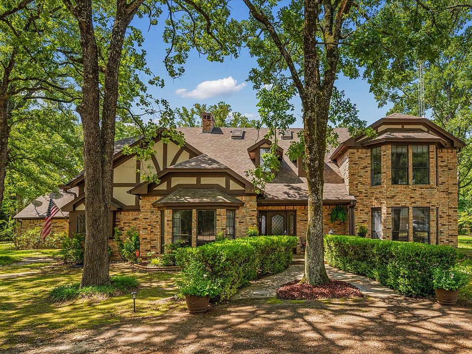 1st image of 3775 Wildwood Dr