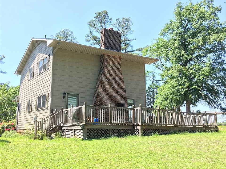 2nd image of 300 University Dr