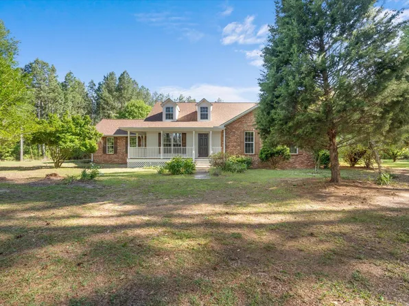 1053 Wingate Rd, Richton, MS 39476