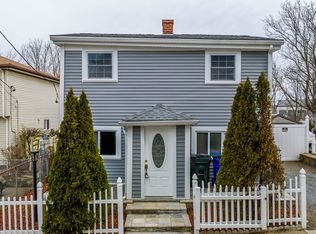 452 Tecumseh St, Fall River, MA 02721