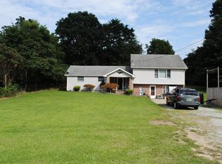 1179 Hahntown Wendel Rd, North Huntingdon, PA